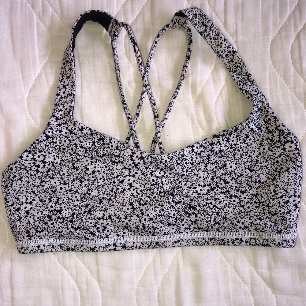 lululemon bra!!